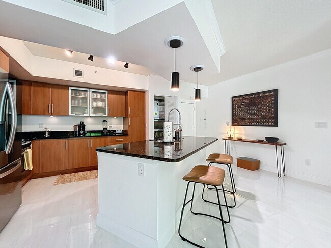 Photo - 600 S Dixie Hwy Unit 630