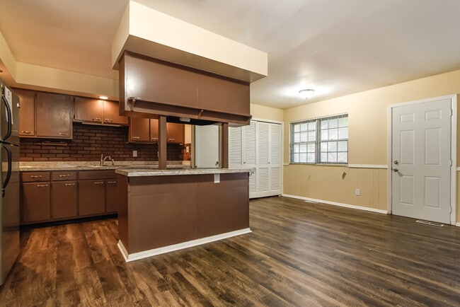 Photo - 3232 Bluebell Ln