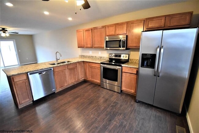 Photo - 425 Marlowe Cir