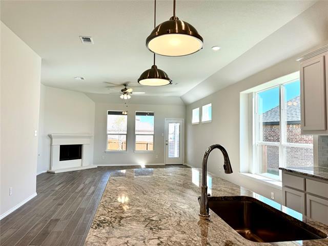 Photo - 3005 Arbor Grv Trl