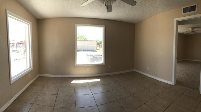 Photo - 8300 Capitan Cir