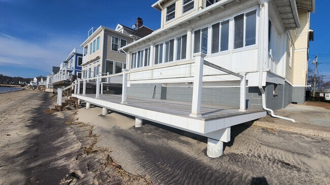 Building Photo - 92 Townsend Ave Unit 2nd