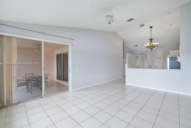 Photo - 2437 S Coral Trace Cir