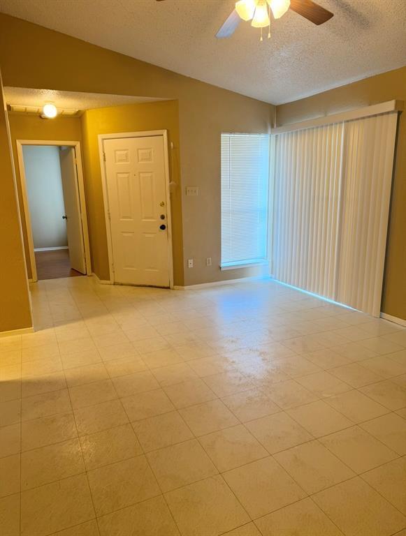 811 Lexington Rd
