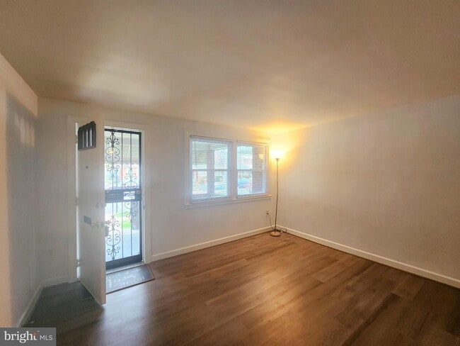 Photo - 135 Carver Rd