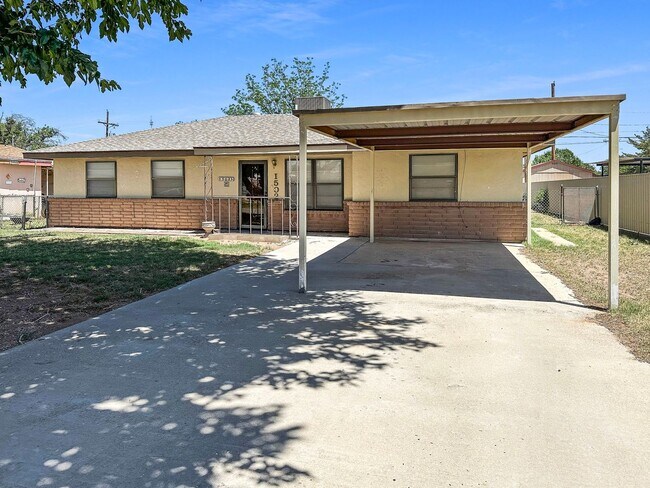 Photo - 1502 12th St