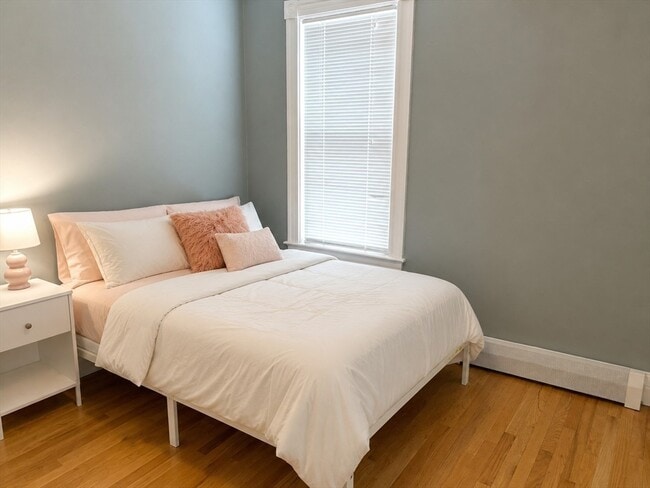 Photo - 14 Hartland St Unit 2