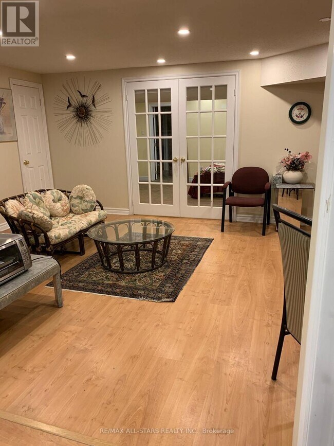 Photo - 72 Calderbridge Crescent