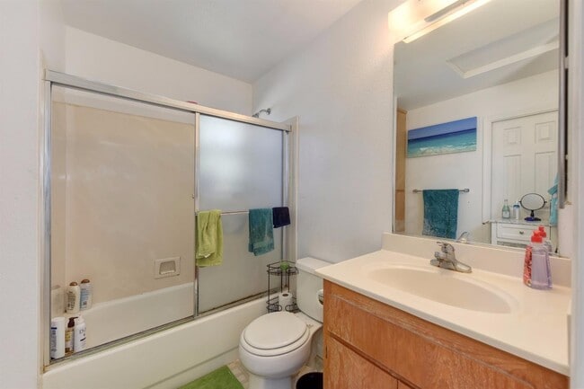 Photo - Fabulous West Davis location.

**No texts or phone calls. Email inquiries only*** Unit 4