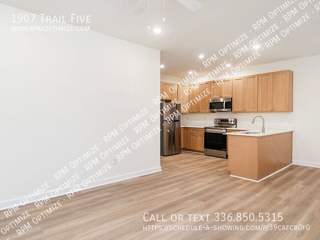 Photo - 1907 Trail Five