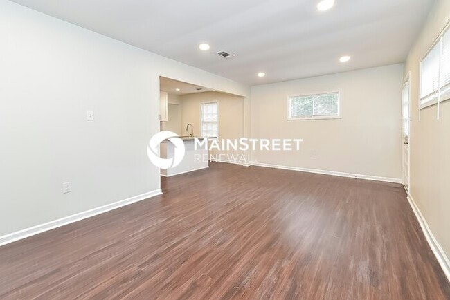 3 Bedroom Pet-Friendly Home in Memphis, TN with Main Street Renewal