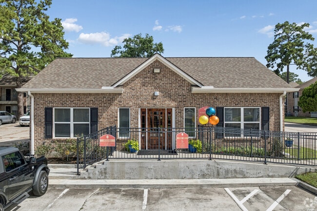 Building Photo - Sunpark Apartment Homes
