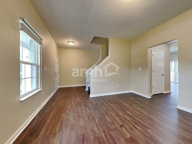 Photo - 9711 Brooks Dr