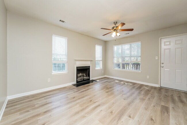Photo - 3213 Kings Glen Dr