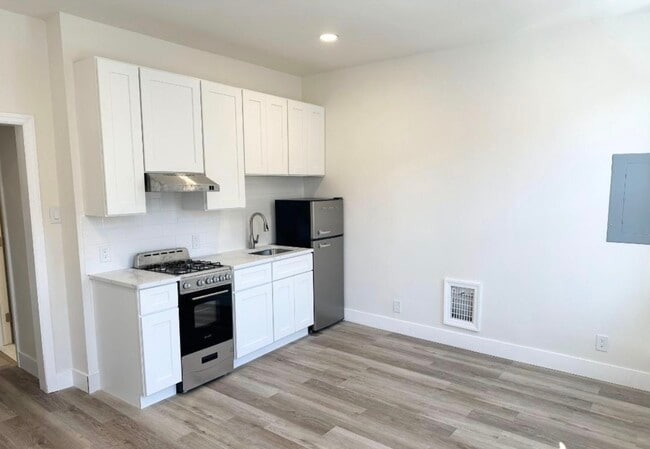 Photo - 1532 S 2nd St Unit 2F