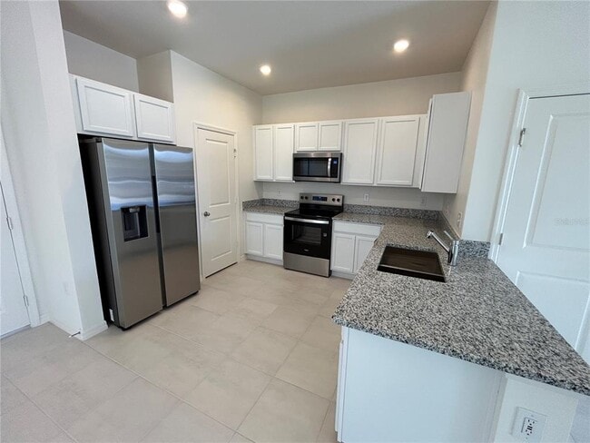 Photo - 718 Overpool Ave