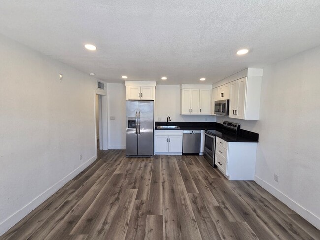 Photo - 320 N 10th St Unidad A