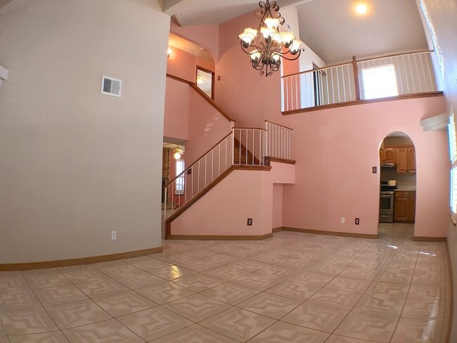 5780 Hank Aaron Dr