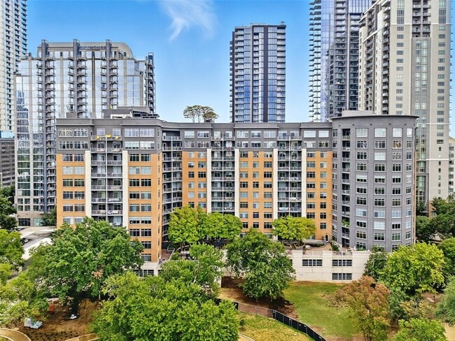 Building Photo - 54 Rainey St Unit 1211 Rental