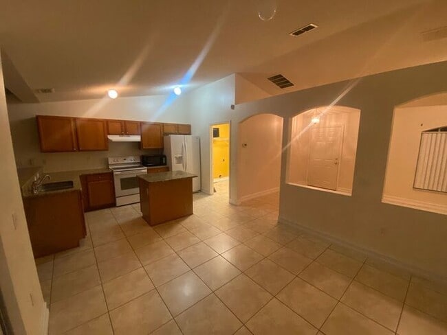 Photo - 909 Gateshead Ct