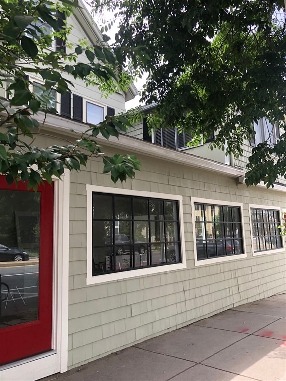 2512 Massachusetts Ave