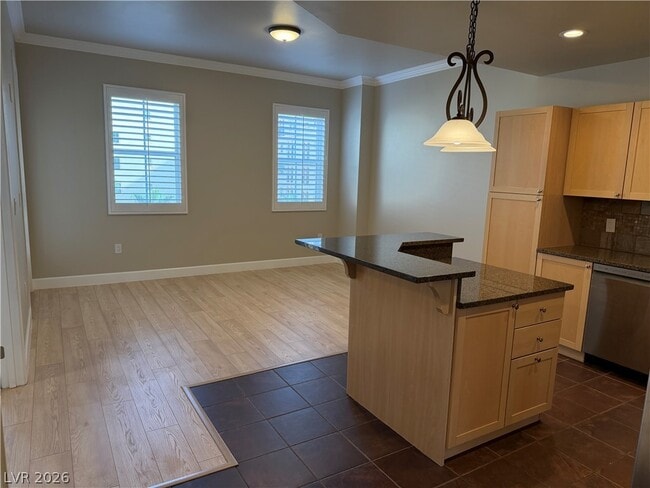 Photo - 2455 W Serene Ave Unidad 716