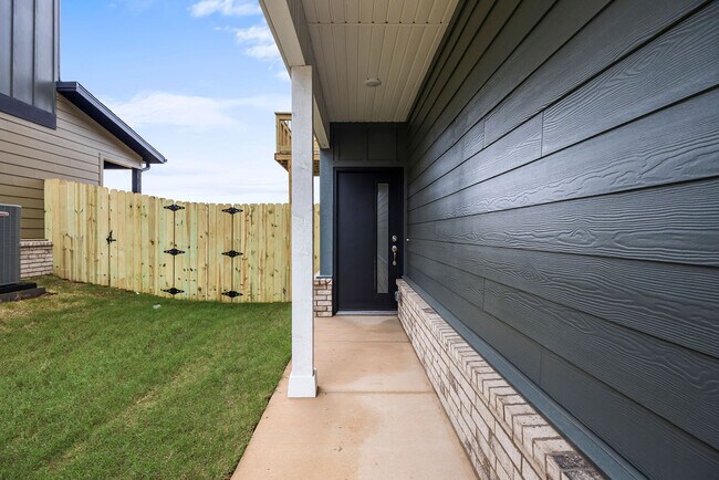 Photo - 2602 SW Convent St