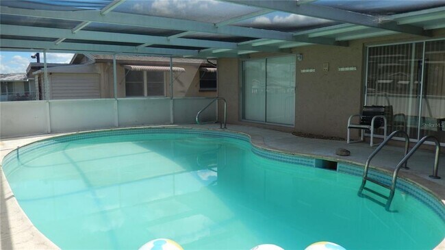 Photo - 2052 Norfolk Dr