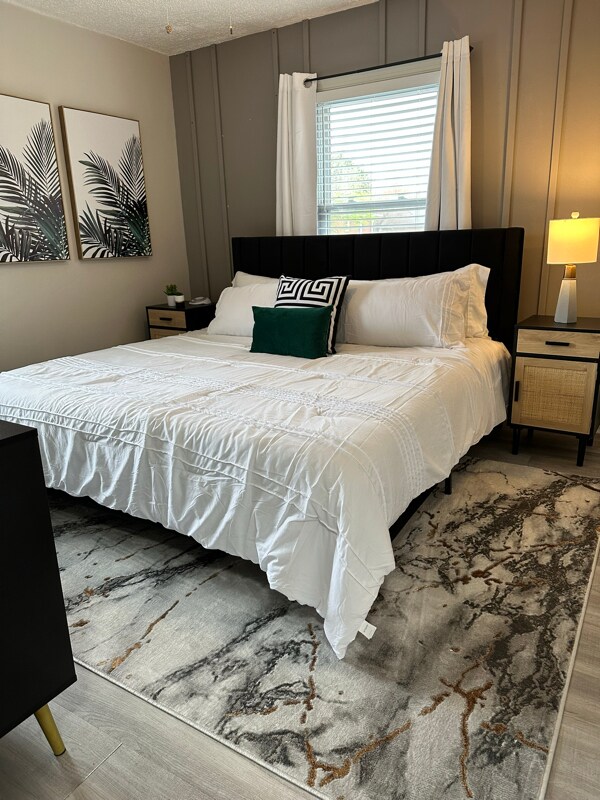 Photo - 2500 Emil Ave