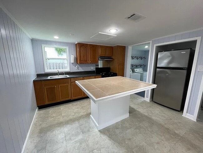 5369 Munson Hwy