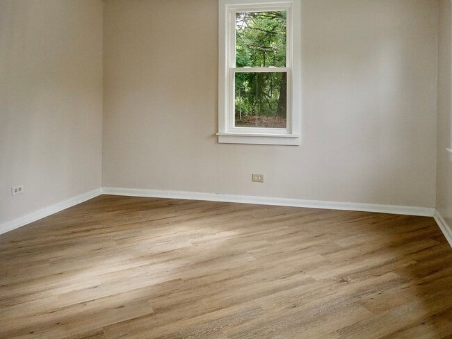 Photo - One Bedroom Detached House FOR RENT in Bridgeton, NJ $1150