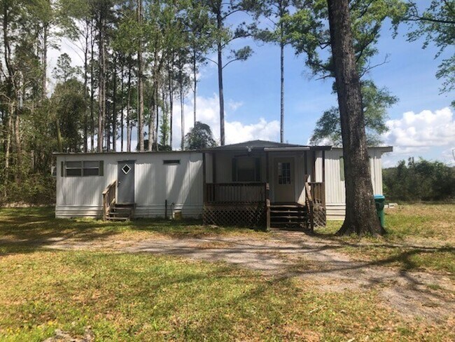 2 Bedroom 1 Bath Single Wide Mobile Home - 2 Bedroom 1 Bath Single Wide Mobile Home