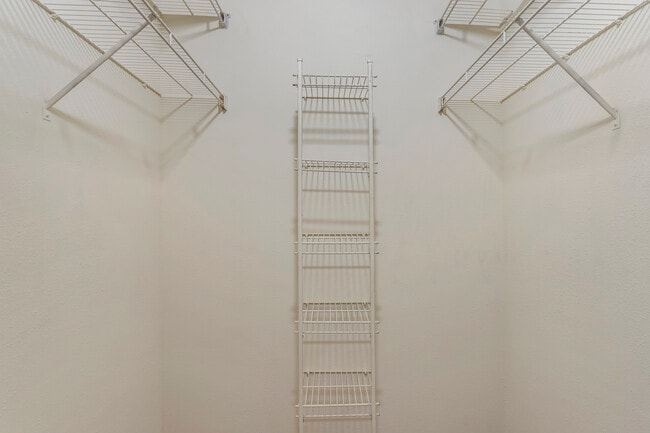 Walk-in closet