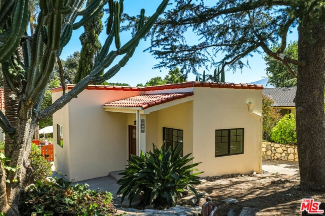 Building Photo - 2912 Frances Ave