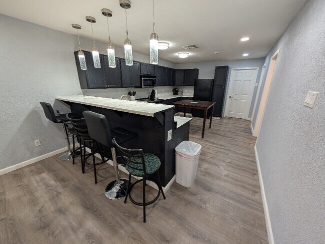 Photo - 511 Goliad St