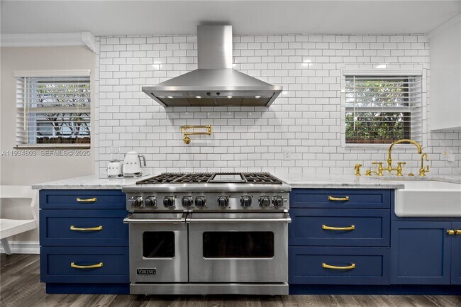 Photo - 1523 Monroe St