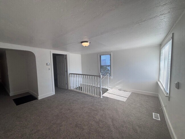3148 S W Temple St Unit 3148 SW Temple
