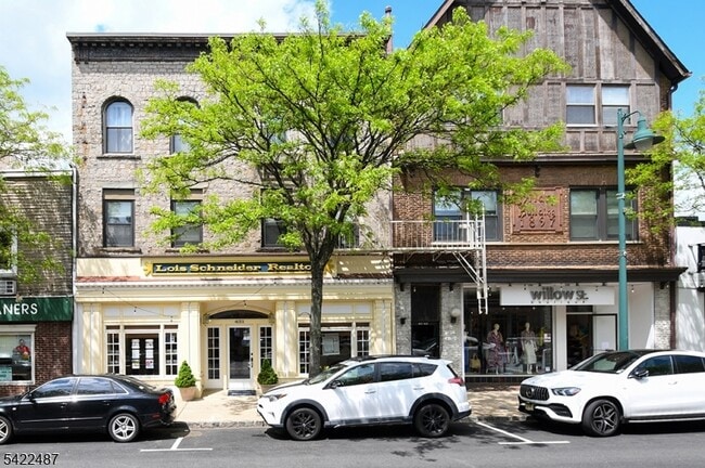 Building Photo - 431 Springfield Ave Unit 6