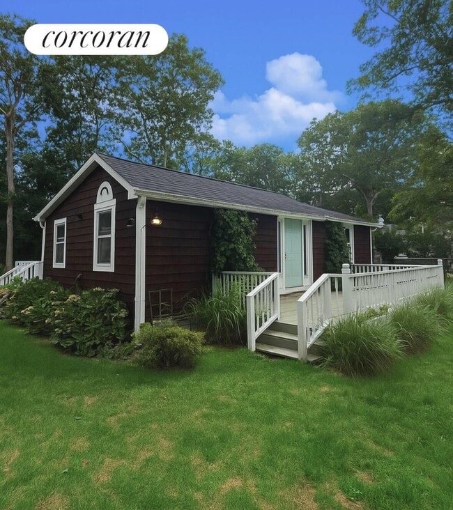 Photo - 61 Squires Ave