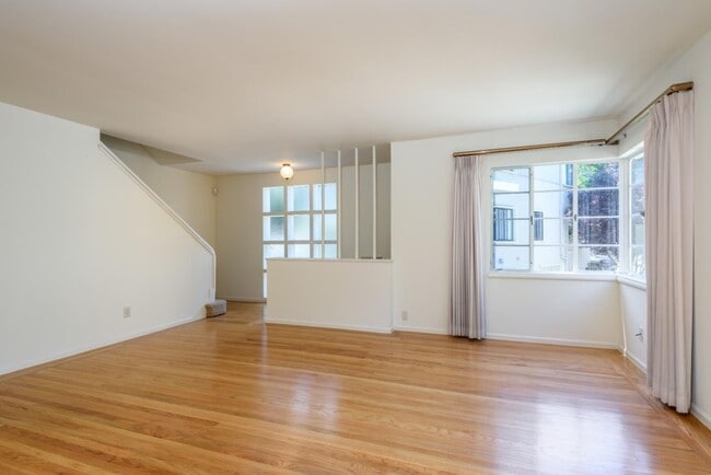 Photo - 230 Eaton Rd