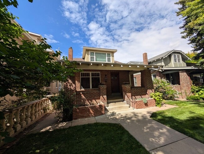 Photo - Beautiful 3 Bedroom House right across fro...