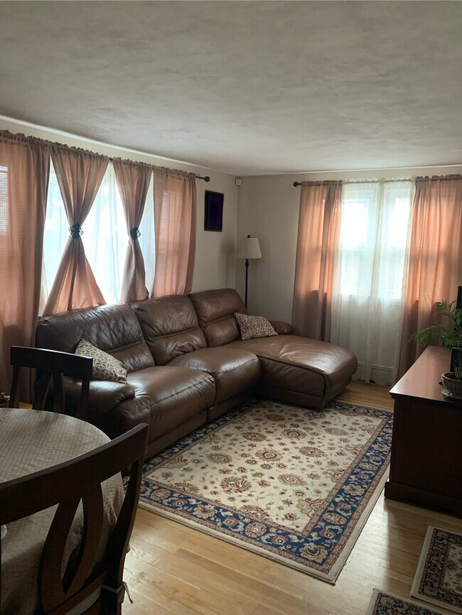 Photo - 15 Weymouth Ave Unit Floor 2