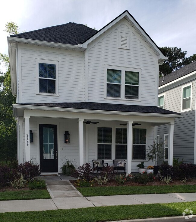 Building Photo - Lakeside Serenity Meets Lowcountry Charm! Rental