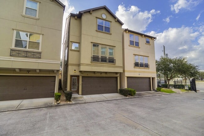 Building Photo - 6363 Fairdale Ln Rental