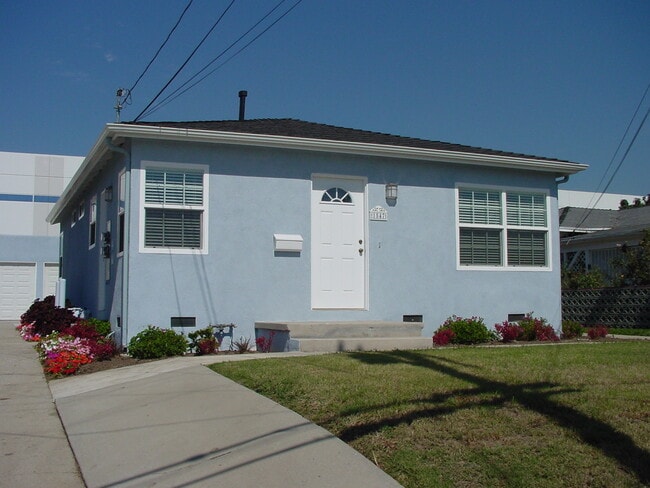 Photo - 1547 Del Amo Blvd Unit 1547 Del Amo