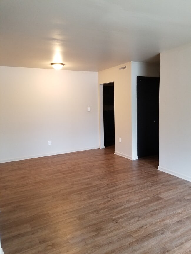 Photo - The Quarters East Lansing