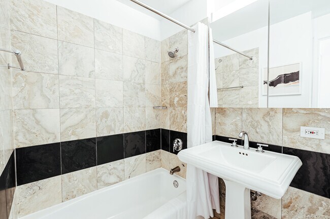 Photo - 1125 Lagoon Ave Unit 226