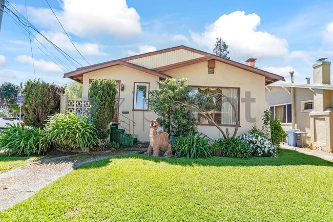 Photo - 1240 Parker St