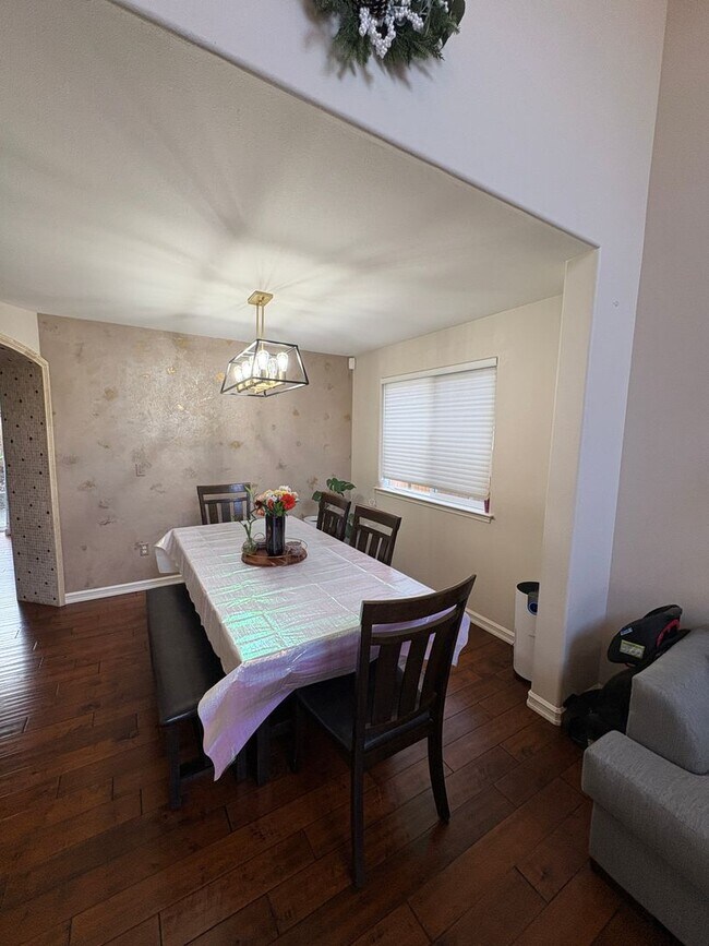 Photo - Bothell 2 story home with EV garage parking and Northshore Schools