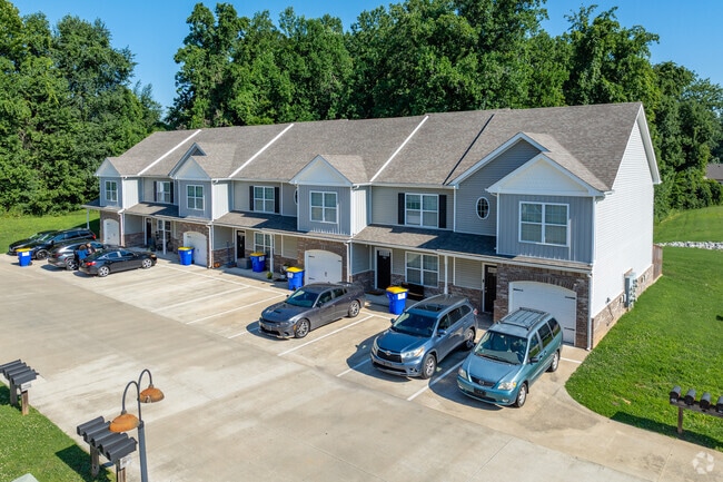 Building Photo - 1552 Tylertown Rd